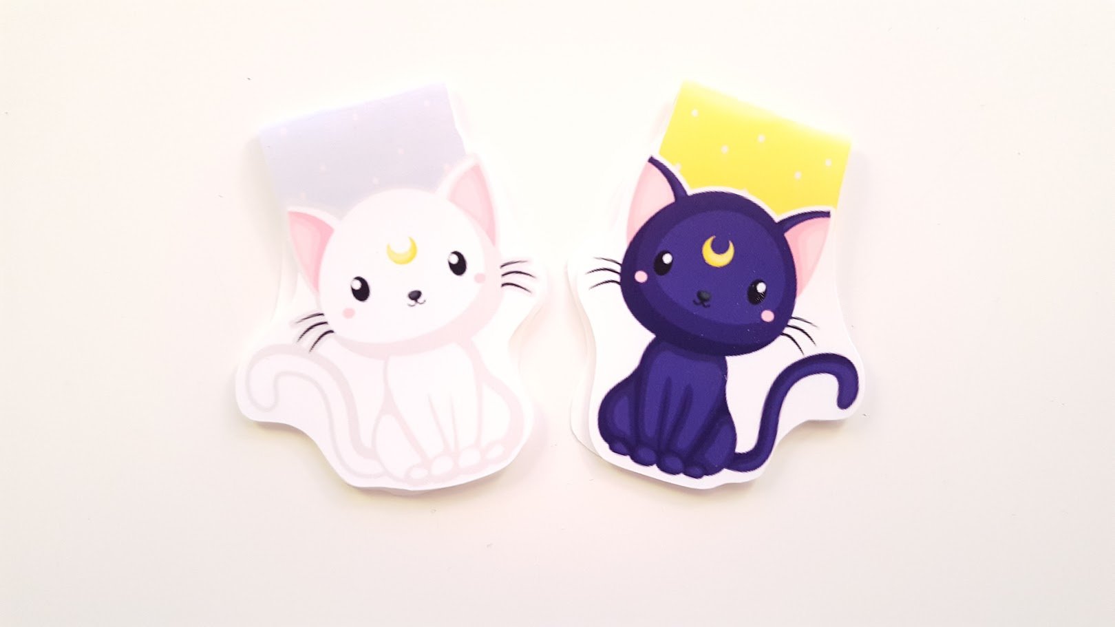 Magical white kitty bookmark
